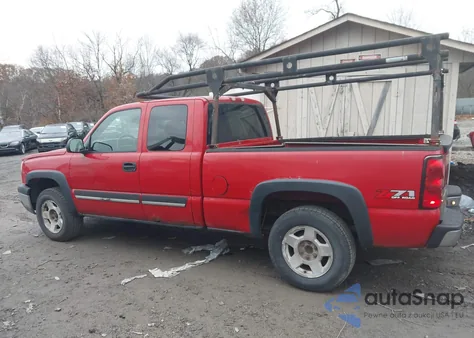 2005 Chevrolet Silverado 1500 Z71 из США, поврежденный, VIN 1GCEK19B05E284721